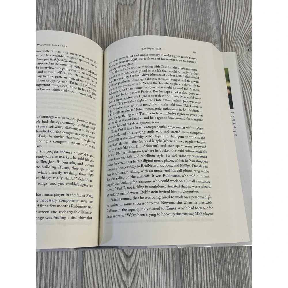 Steve Jobs by Walter Isaacson Hardcover Biography Apple Inc 2011 First Edition